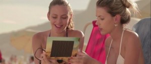 annonce presse nivea au brésil avec chargeur de smartphone solaire intégré 