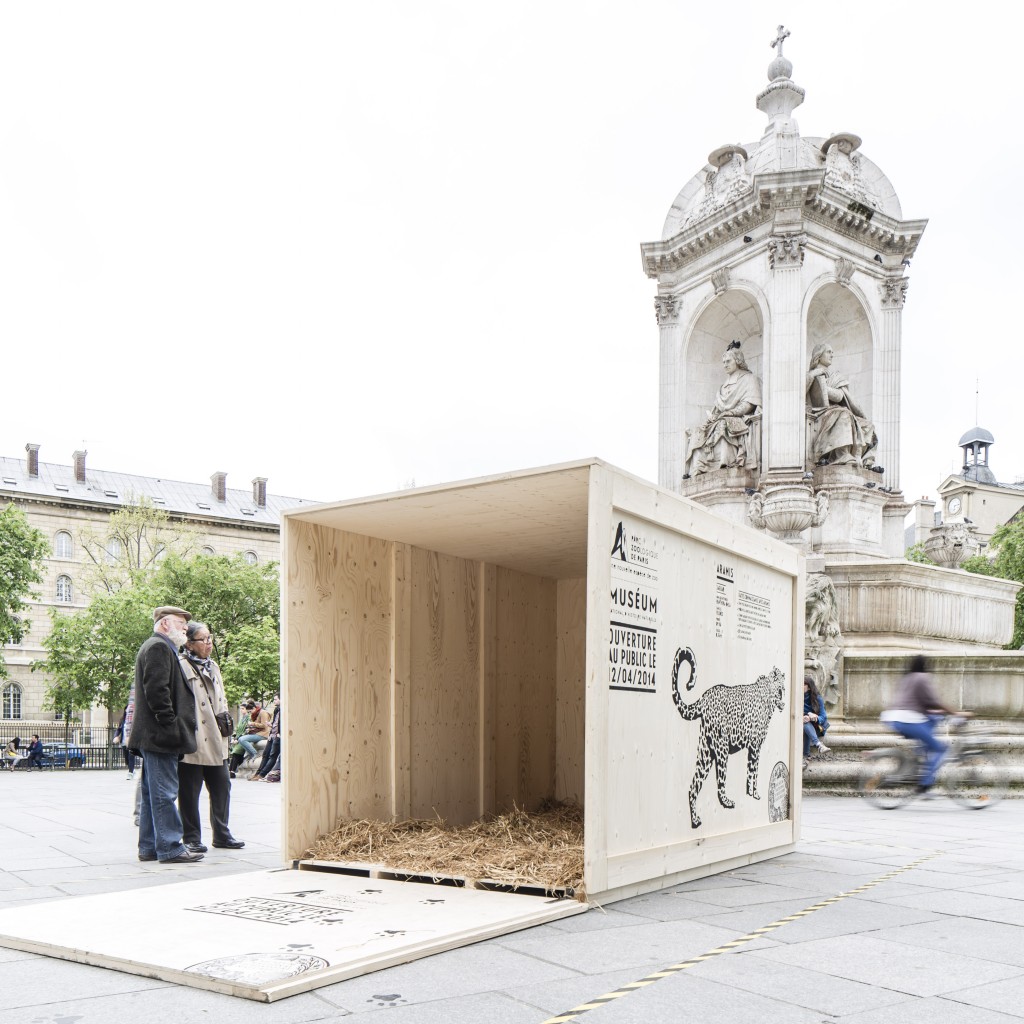 Aramis le jaguar a posé ses empreintes Place St Sulpice