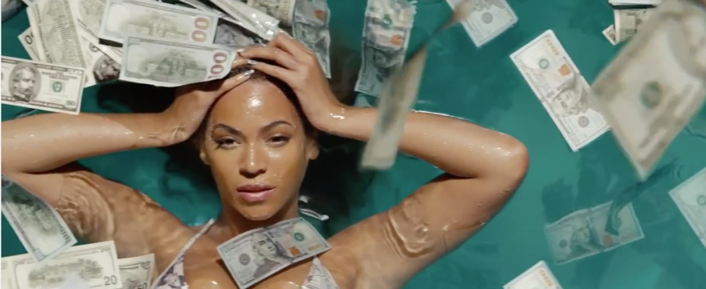 bling bling gros calibre et billet vert, run à tous d'un thriller hollywoodien