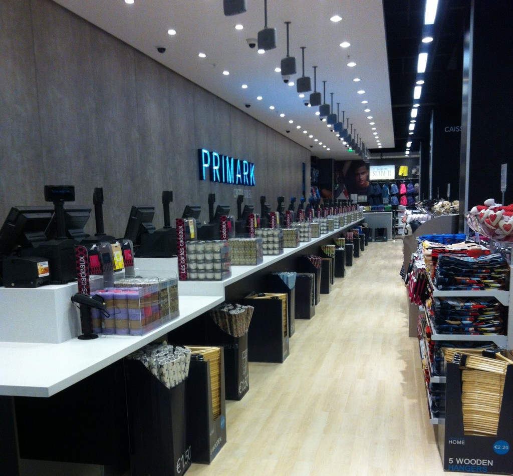 les caisses avant la cohue