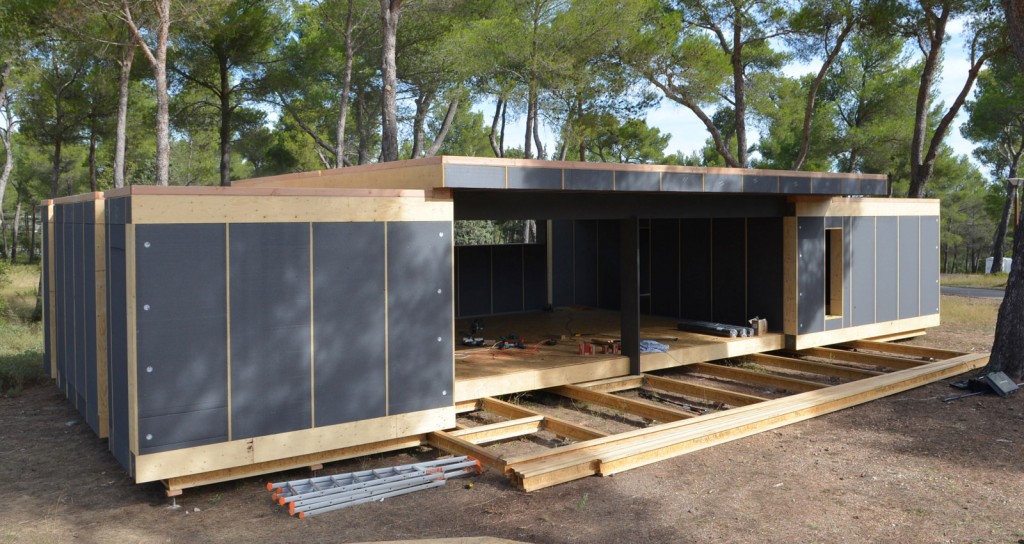 la pop up house se construit soi même avec une visseuse