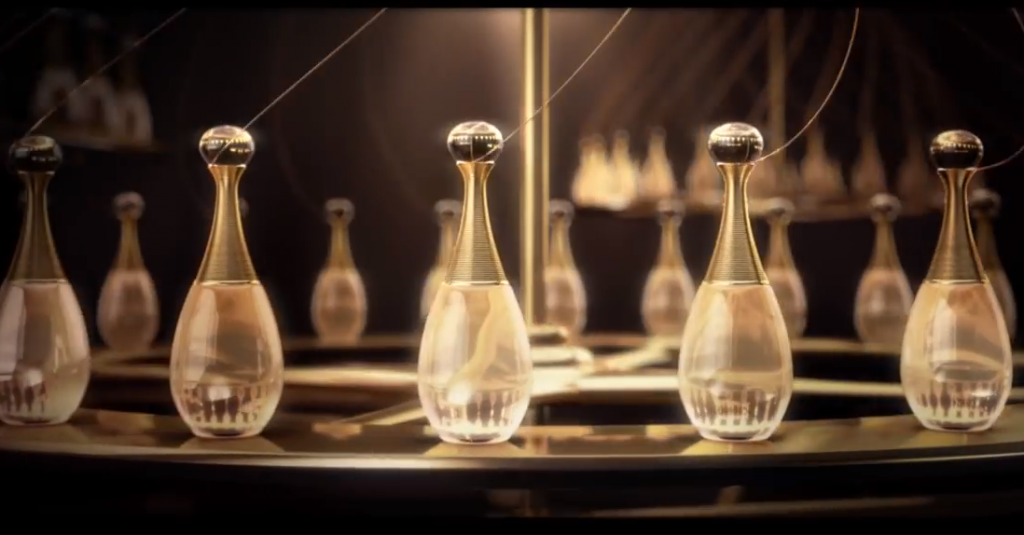 parfum j'adore, miss dior chérie ou encore rouge à lèvres Diorific