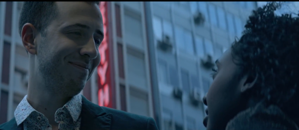 un défaut peut être vu comme un atout de séduction 