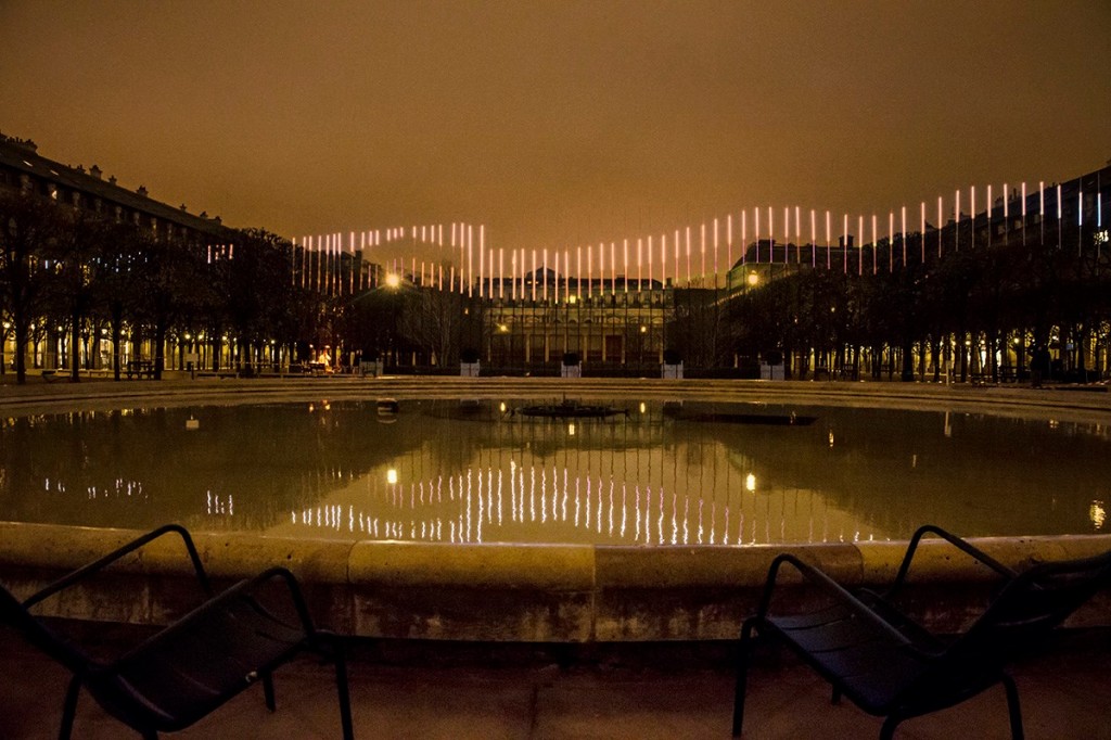 pour recréer des aurores boréales il aura fallu 35000 leds ikea