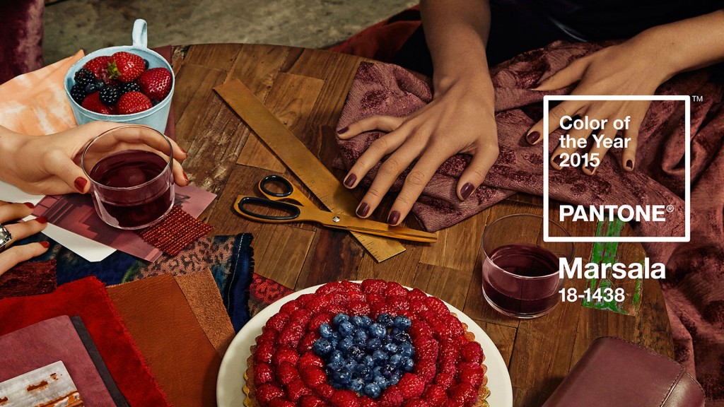 Pantone découle la couleur de l'année 2015
