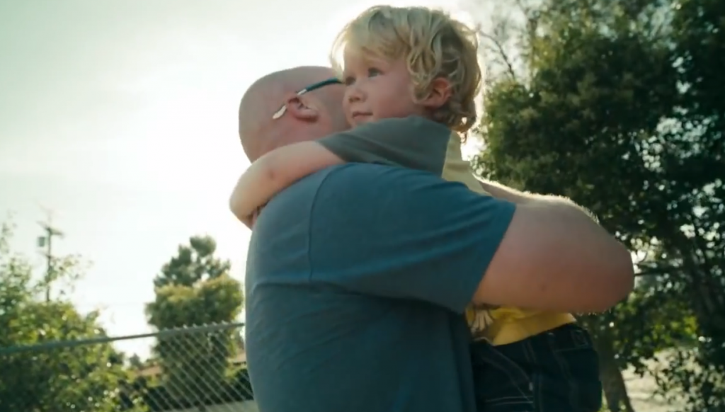 Dove dévoile un spot émouvant où les papas sont mis à l'honneur