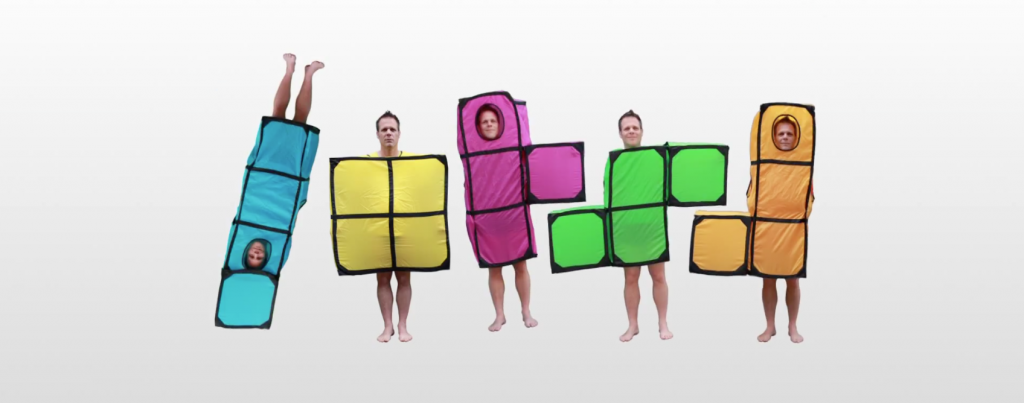 Rémi Gaillard transpose le jeu Tetris dans la vraie vie à montpellier