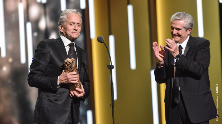 Michael Douglas était l'invité des César, Claude Lelouch lui a remis un César d'honneur