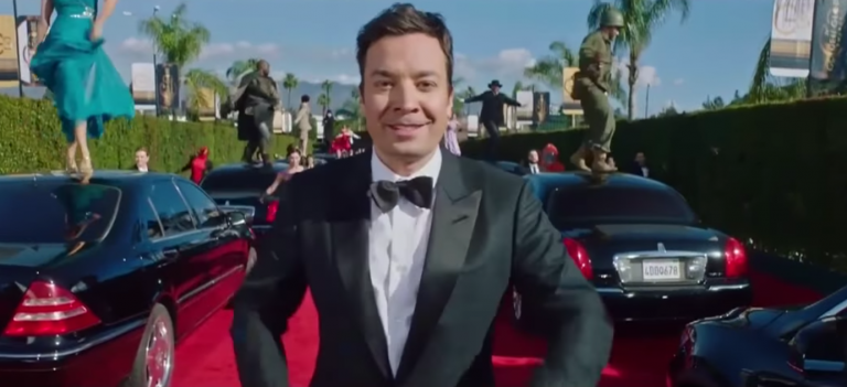 Jimmy Fallon a animé la cérémonie des Golden Globes et a offert une superbe intro parodique du film La La Land
